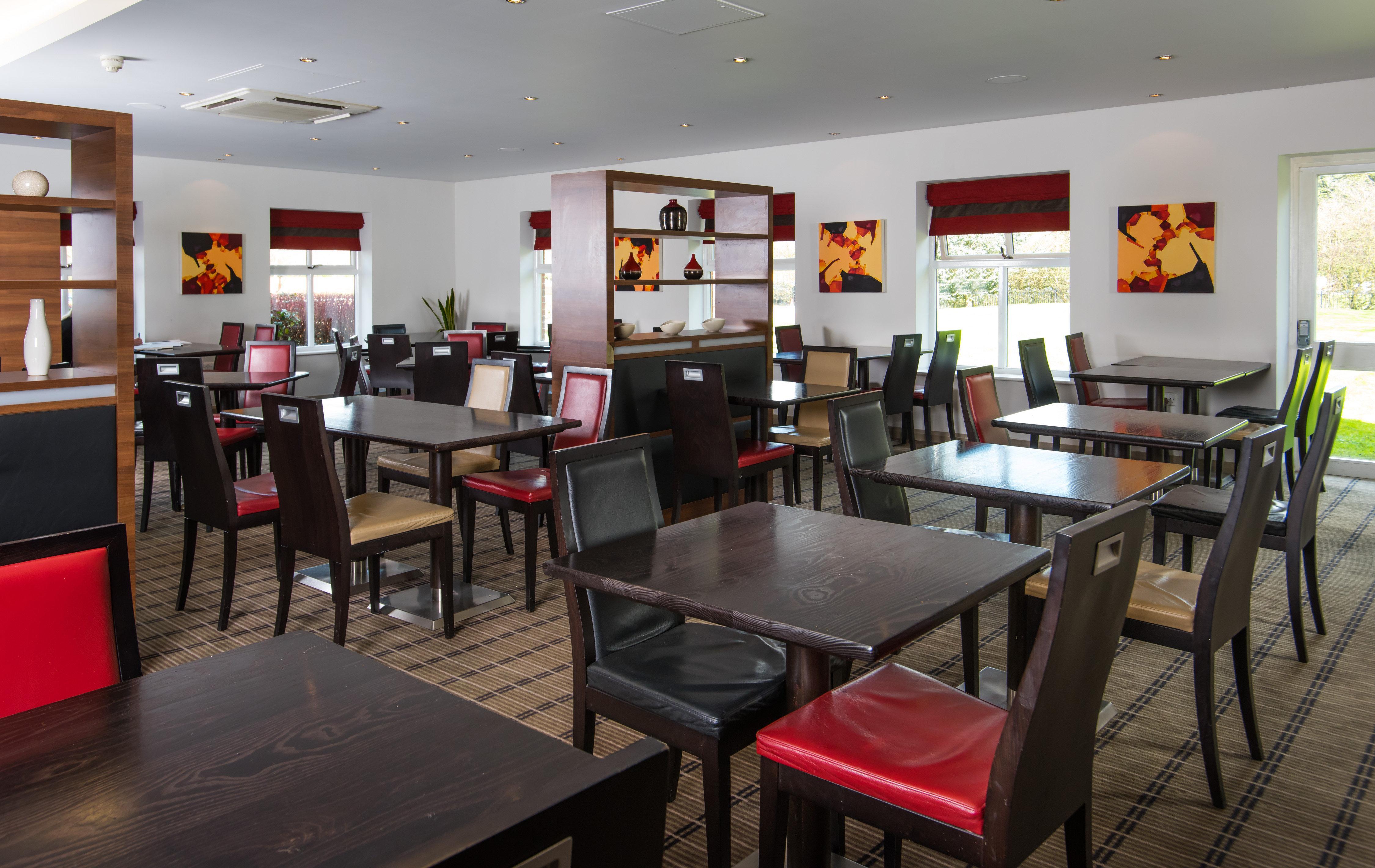 Holiday Inn Express Warwick - Stratford-Upon-Avon, An Ihg Hotel Екстериор снимка